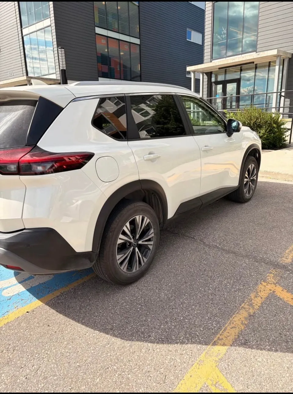 Nissan Rogue 2023 photo 4