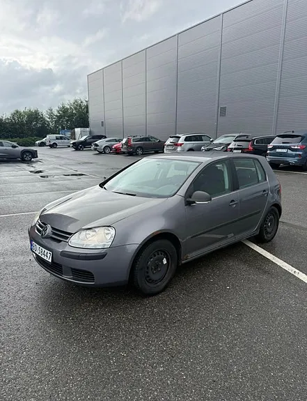 Volkswagen Golf Vi 2008 photo 2