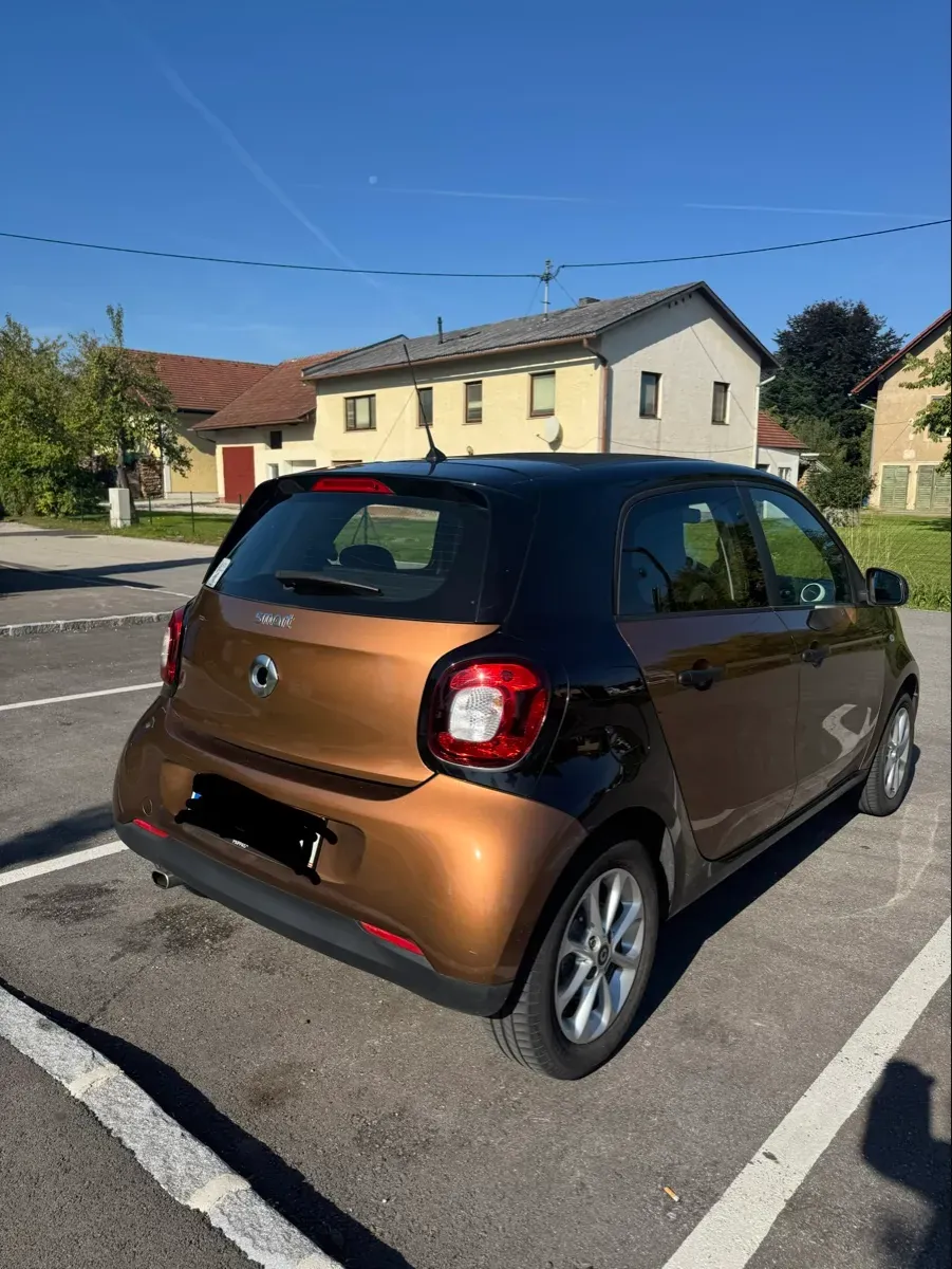 Smart Forfour 2015 photo 3
