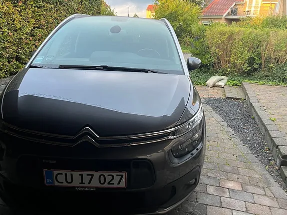 Citroen Grand C4 Picasso 2017 photo 2