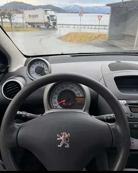 Peugeot 107 2009 photo 4
