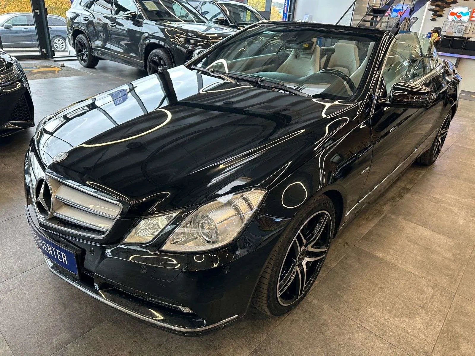 Mercedes-Benz E 200 2010 photo 4