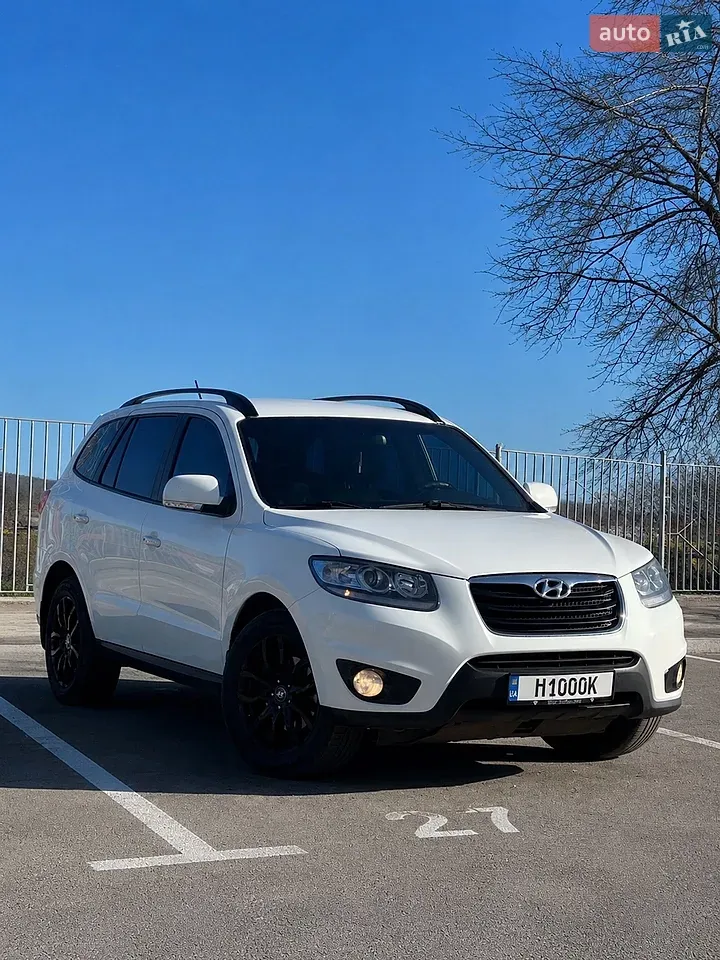 Hyundai Santa Fe 2012 photo 2