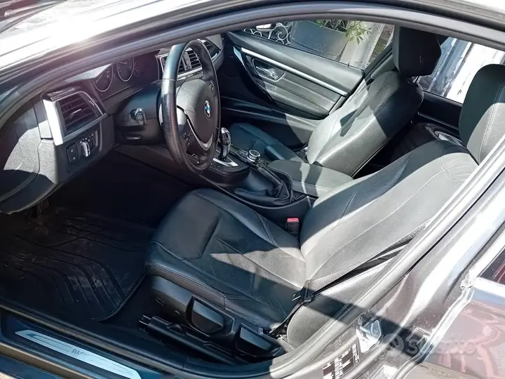 BMW 320 2018 photo 4