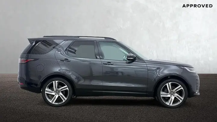 Land Rover Discovery 2025 photo 5