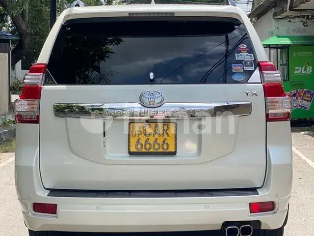 Toyota Land Cruiser Prado 2015 photo 2