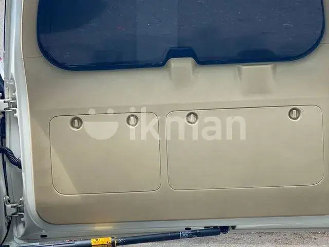 Toyota Land Cruiser Prado 2015 photo 4