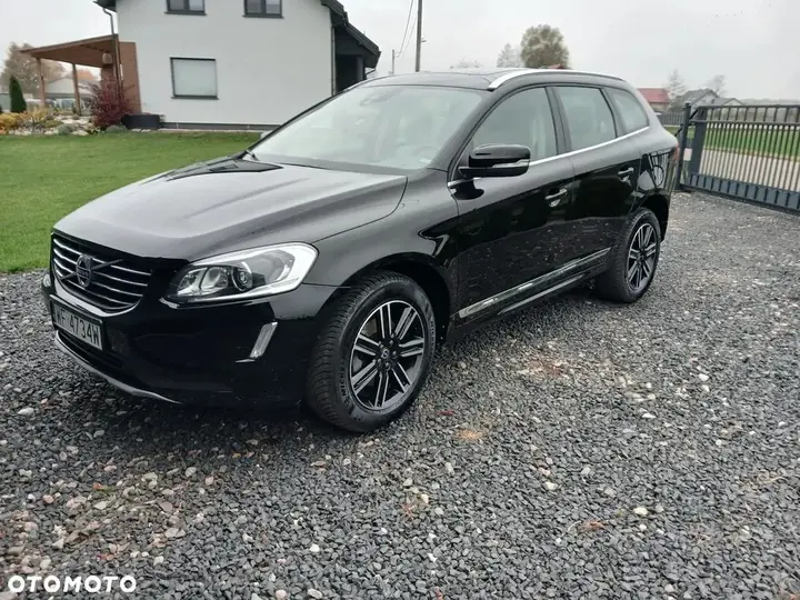 Volvo Xc60 2017 photo 2