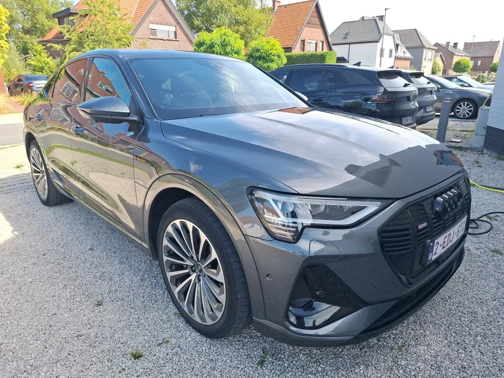 Audi E-Tron