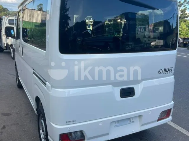 Daihatsu Hijet 2023 photo 2
