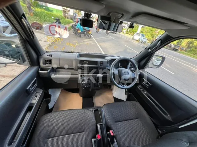 Daihatsu Hijet 2023 photo 3