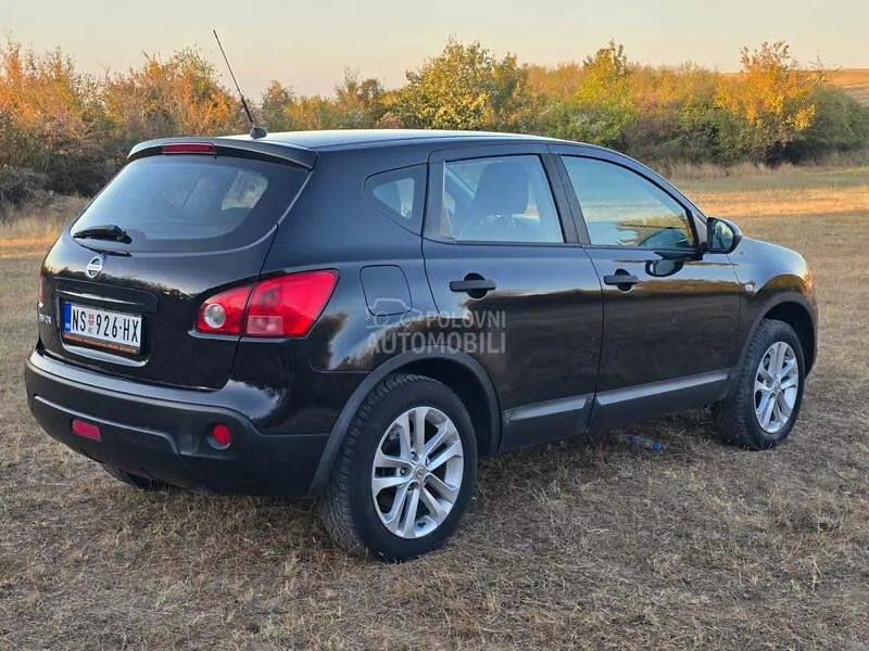 Nissan Qashqai 2009 photo 5