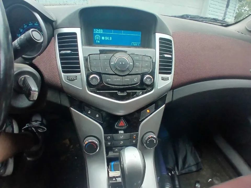 Chevrolet Cruze 2014 photo 3