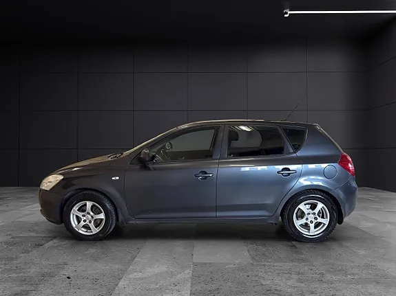 Kia Ceed 2009 photo 3