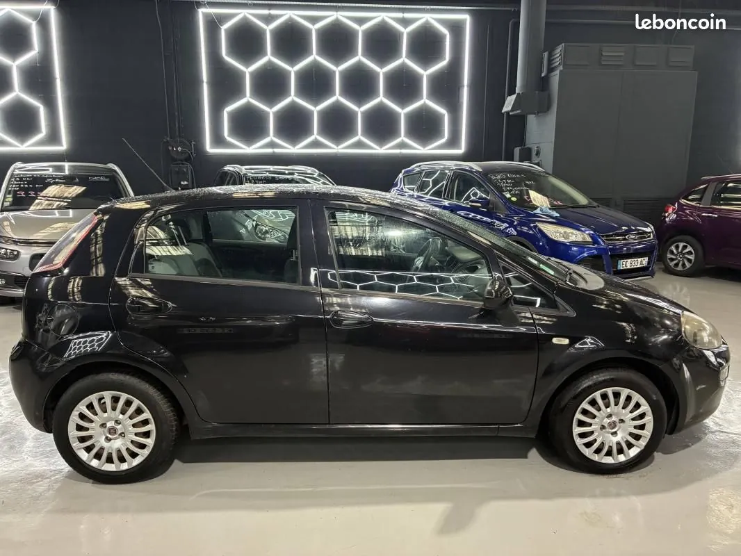 Fiat Punto 2013 photo 4