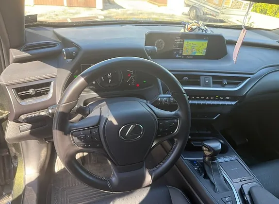 Lexus Ux250H 2022 photo 5