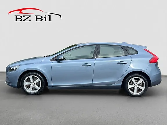 Volvo V40 2018 photo 2