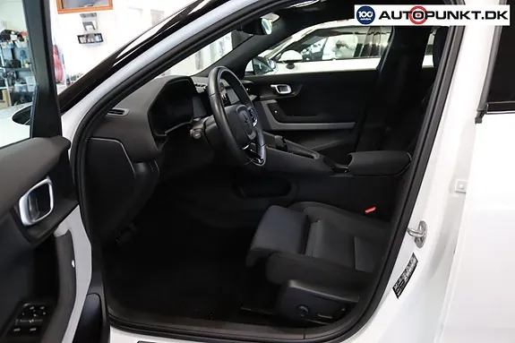 Polestar 2 2024 photo 4