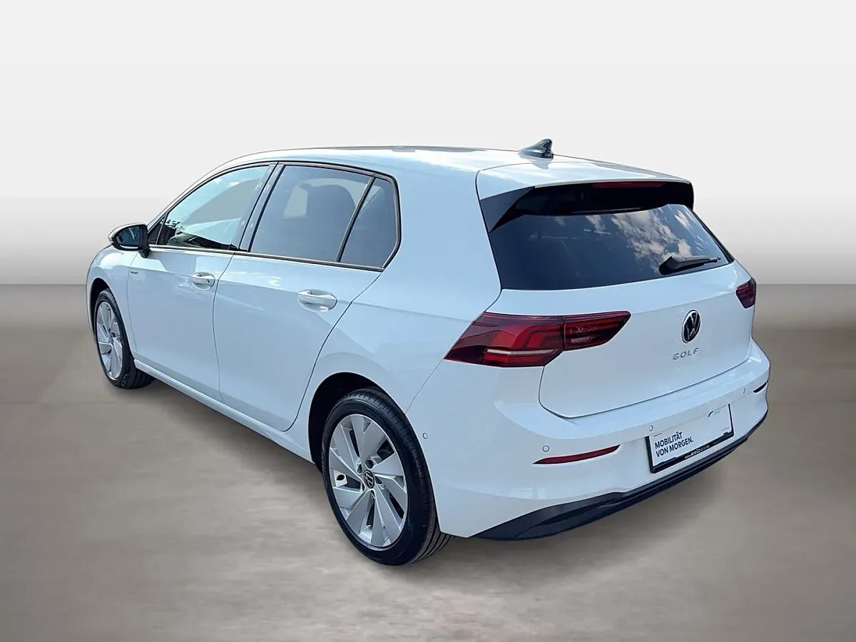 Volkswagen Golf 2026 photo 3