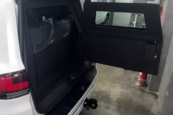 Toyota Land Cruiser 300 2026 photo 5