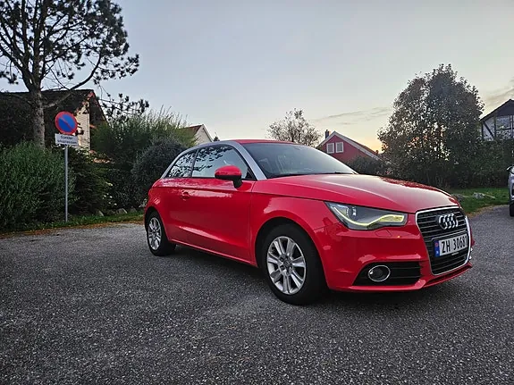Audi A1 2011 photo 4