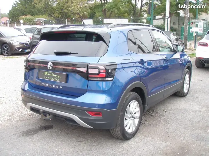Volkswagen T-Cross 2019 photo 2