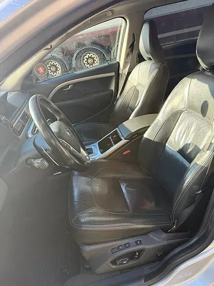 Volvo V70 2015 photo 4