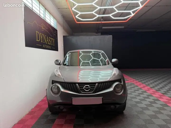 Nissan Juke 2011 photo 3