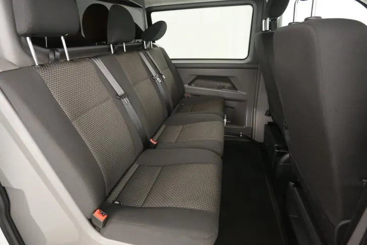 Volkswagen Transporter 2021 photo 3
