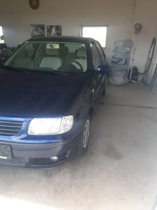 Volkswagen Polo 2001 photo 2