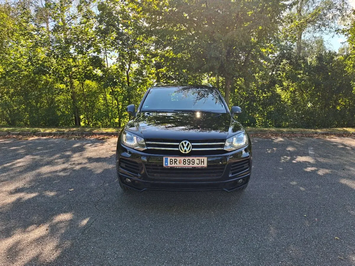 Volkswagen Touareg 2013 photo 3
