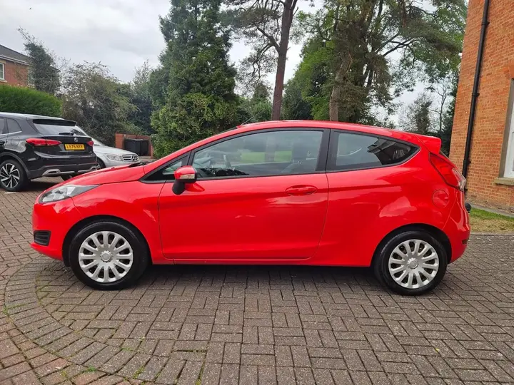 Ford Fiesta 2013 photo 5