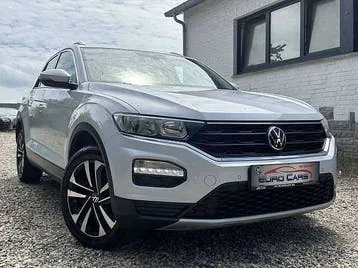 Volkswagen T-Roc 2021 photo 2
