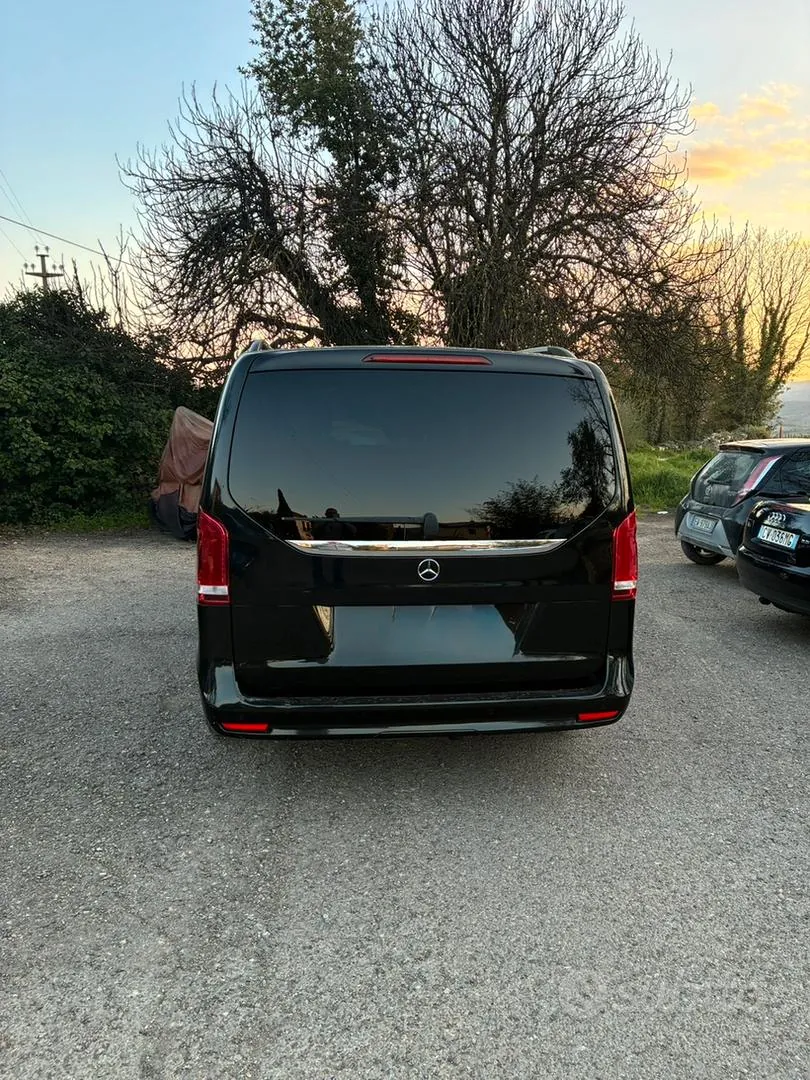 Mercedes-Benz V-Class 2018 photo 2
