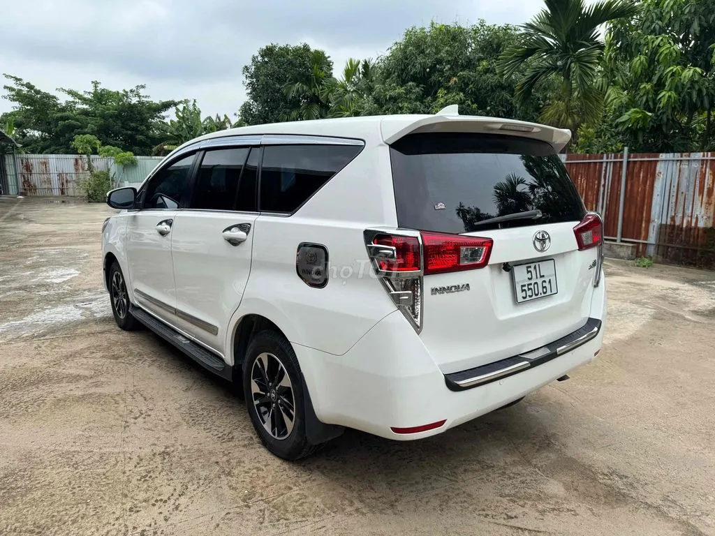 Toyota Innova 2017 photo 5