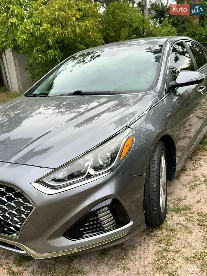 Hyundai Sonata