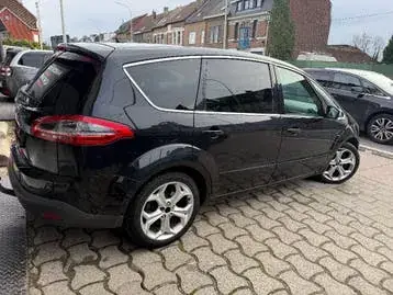 Ford S-Max 2011 photo 4