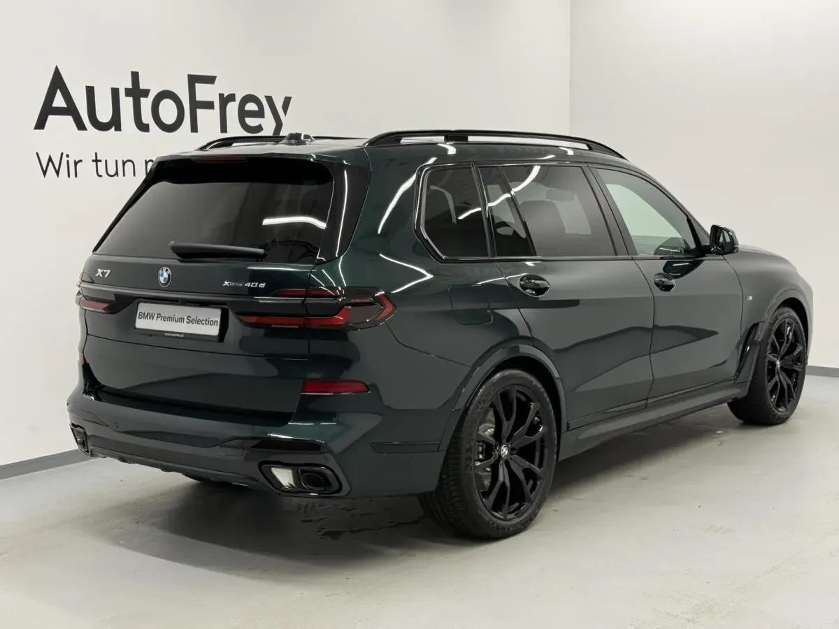 BMW X7 2026 photo 2