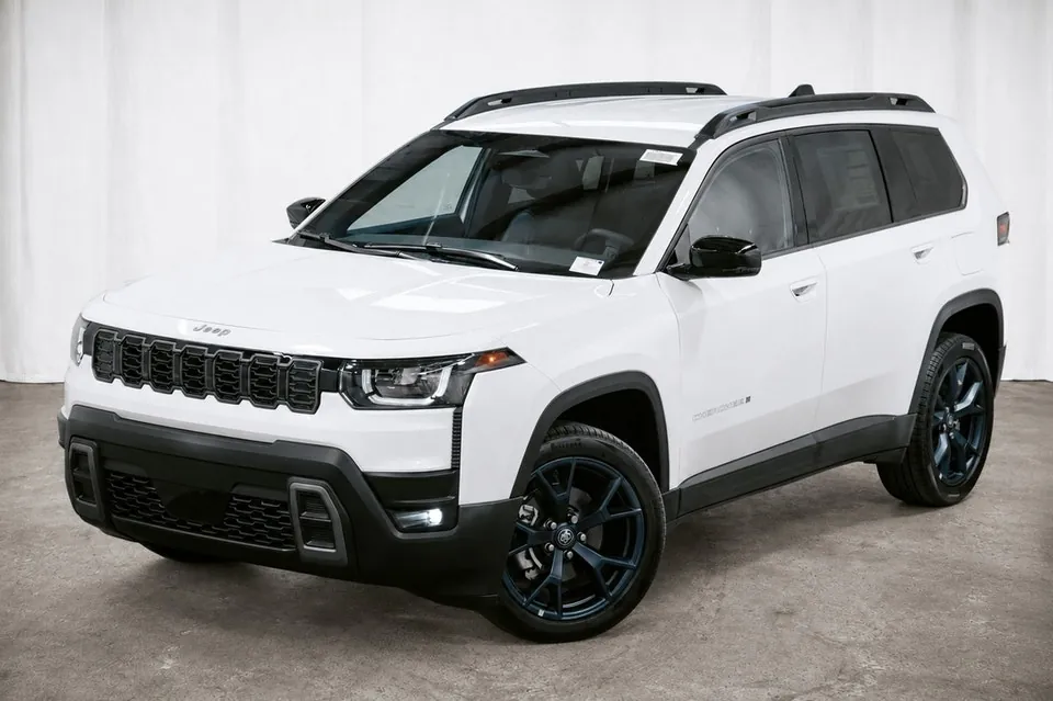Jeep Cherokee 2026 photo 3