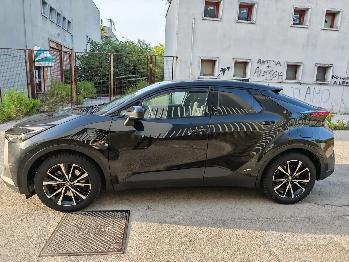 Toyota C-Hr 2024 photo 3