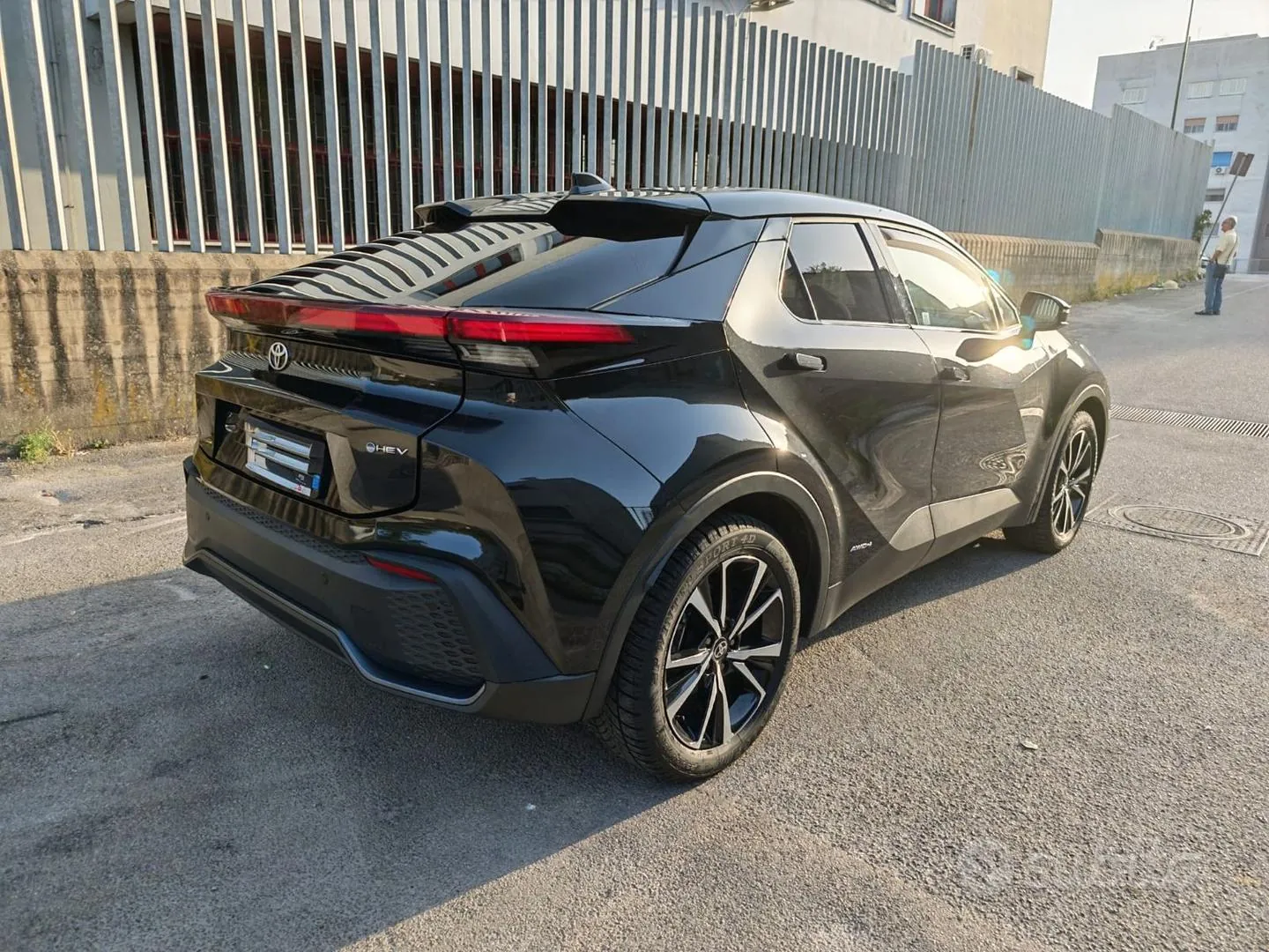 Toyota C-Hr 2024 photo 4
