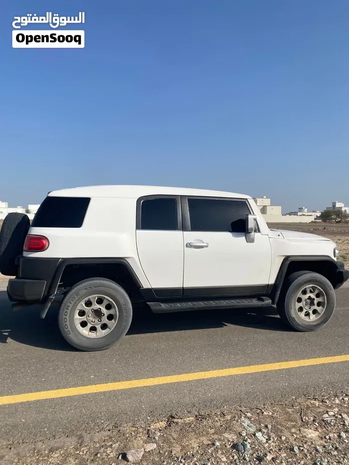 Toyota Fj 2008 photo 3