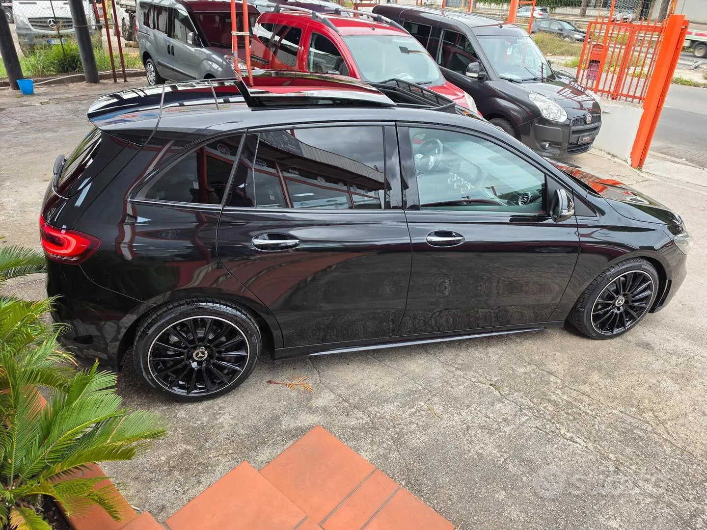 Mercedes-Benz B-Class 2019 photo 4