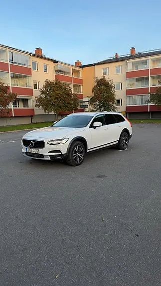 Volvo V90 Cross Country 2020 photo 2