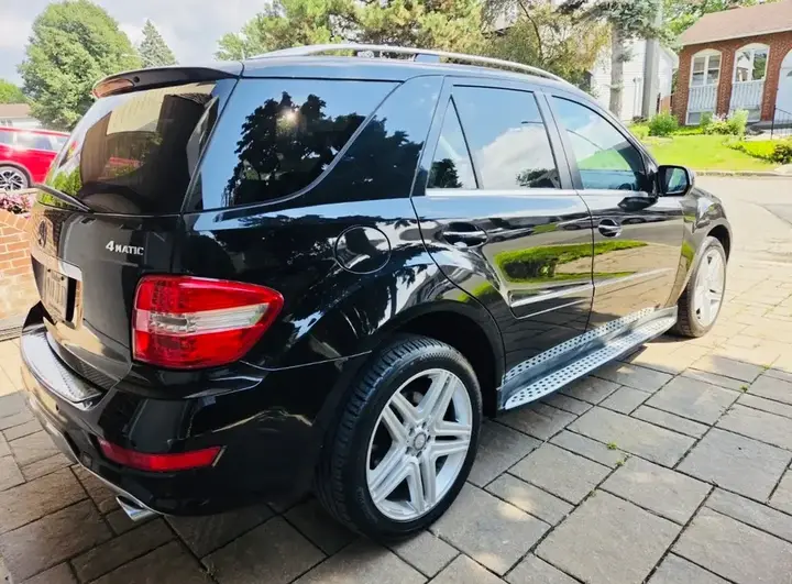Mercedes-Benz M-Class 2010 photo 3