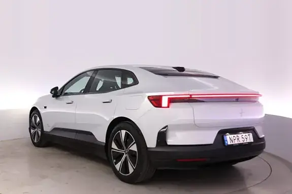 Polestar 4 2026 photo 3