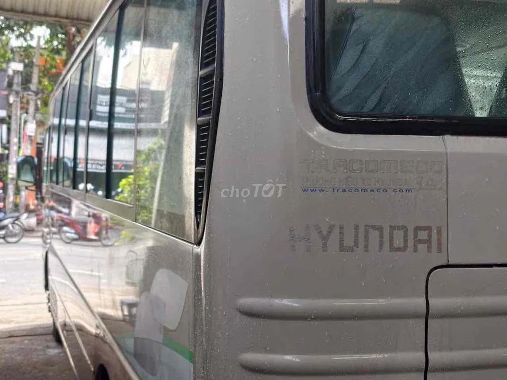 Hyundai County 2012 photo 3