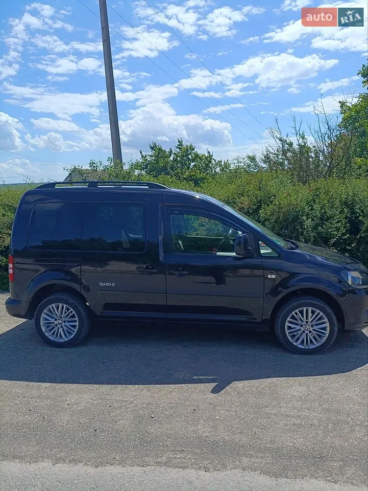 Volkswagen Caddy 2013 photo 2