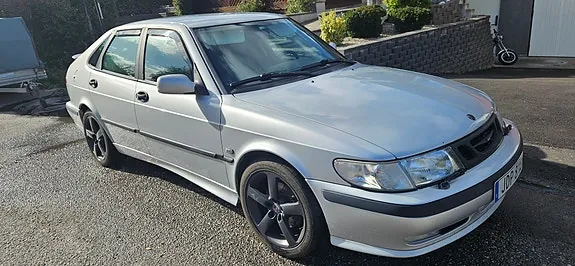 Saab 9-3 1999 photo 2