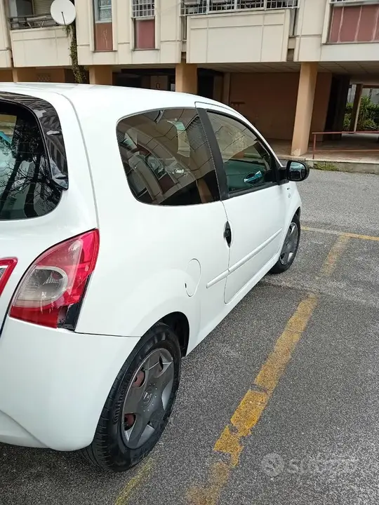 Renault Twingo 2014 photo 3